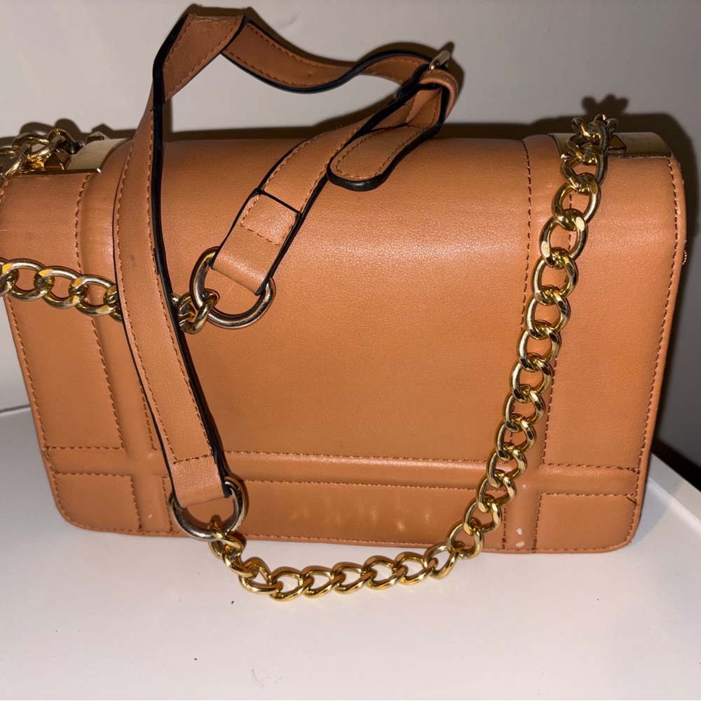 Stylish Nude Beige Shoulder Bag with Gold Chain Strap